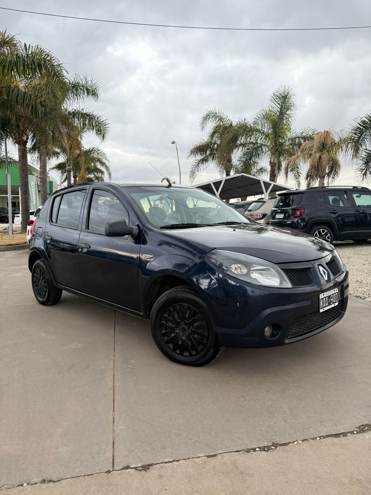 Renault - SANDERO  - PACK 1.6  - 2011